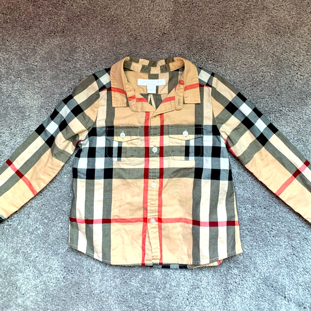 Like New boys Burberry button down shirt